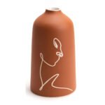 VASE TERRACOTTA FEMME CORPS