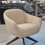 Fauteuil rotatif blanc cassé